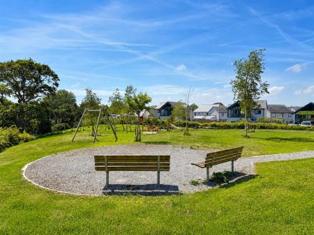 Park Seating Area.png
