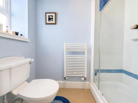 Bed 3 En Suite.png