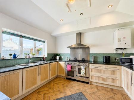 Kitchen.png