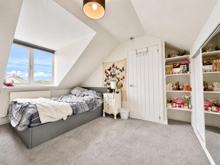 Bedroom 4.png