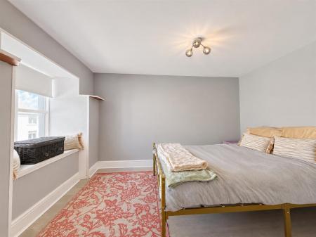 Bedroom 1.png