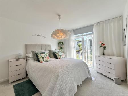 Bedroom 1.jpeg