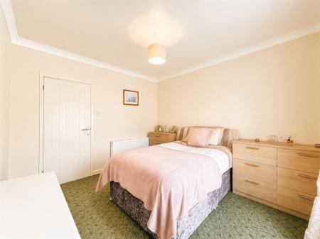 Bedroom 2.png