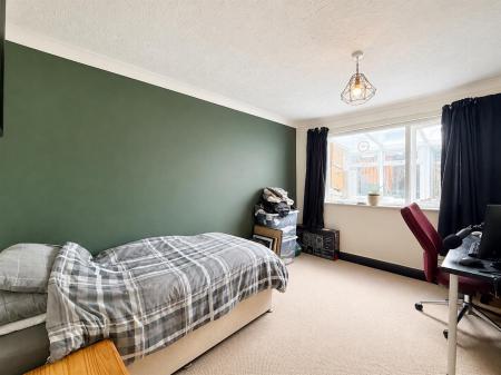 Bedroom 2.png