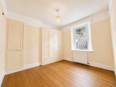 Bedroom 2.png