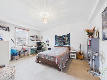 CAM04018G0-PR0447-ST