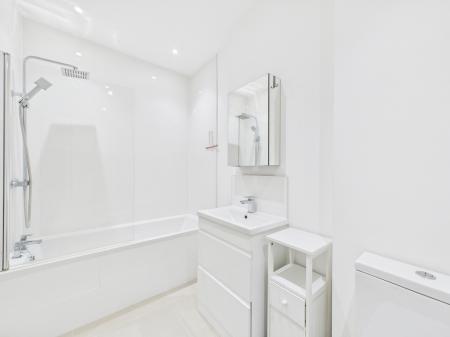 CAM04018G0-PR0393-ST