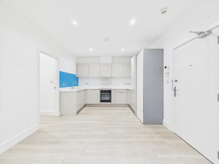 CAM04018G0-PR0393-ST