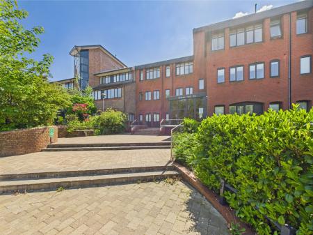 CAM04018G0-PR0237-ST