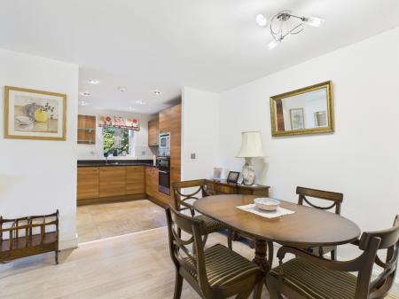 CAM04018G0-PR0399-ST