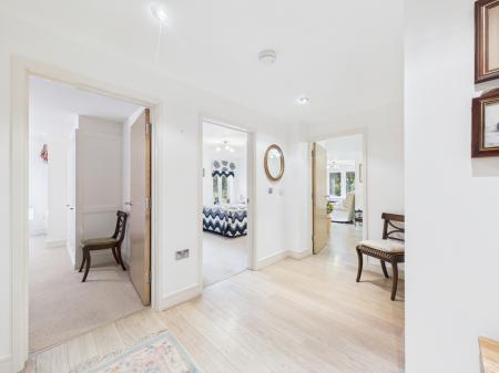 CAM04018G0-PR0399-ST