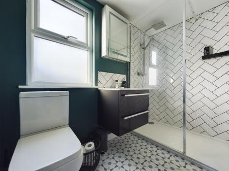 CAM01080G0-PR0323-ST