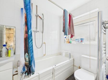 CAM04018G0-PR0407-ST