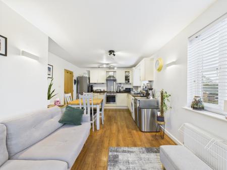 CAM04018G0-PR0396-ST