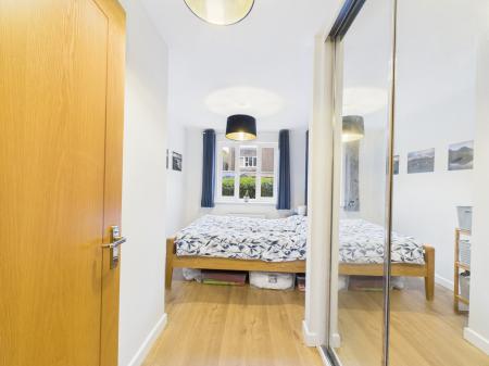 CAM04018G0-PR0396-ST