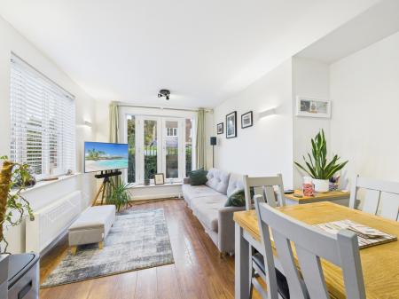 CAM04018G0-PR0396-ST