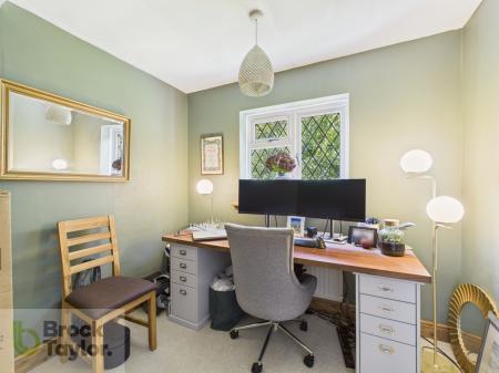 CAM02581G0-PR0131-ST