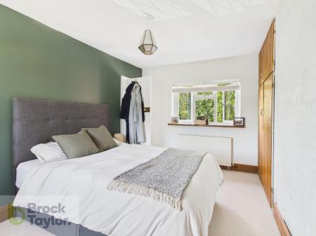 CAM02581G0-PR0131-ST