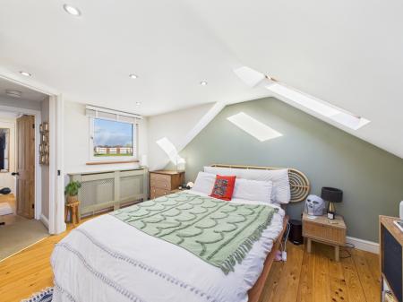 CAM04018G0-PR0412-ST