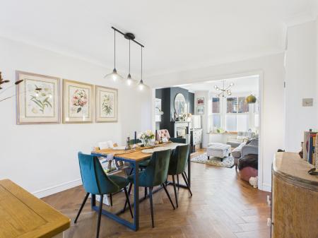 CAM04018G0-PR0412-ST