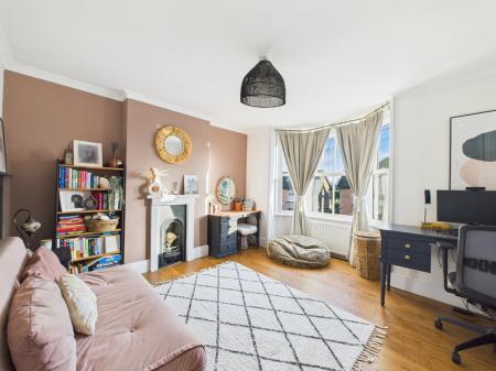 CAM04018G0-PR0412-ST