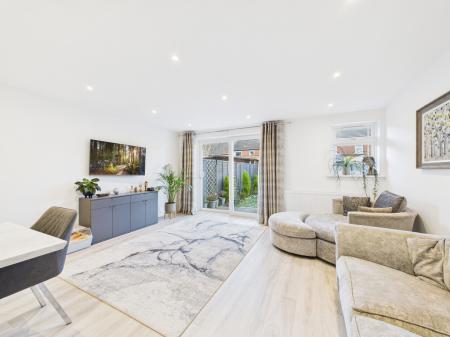 CAM04018G0-PR0411-ST