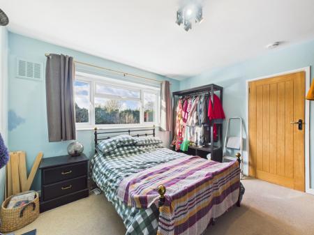 CAM04018G0-PR0409-ST