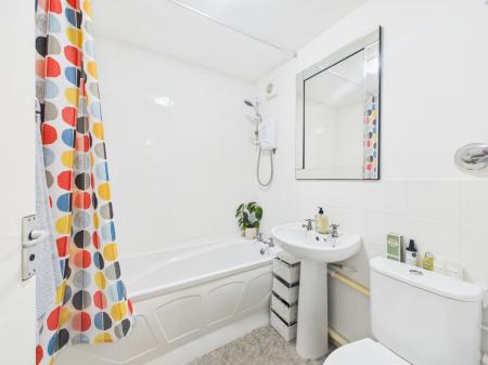 CAM04018G0-PR0416-ST