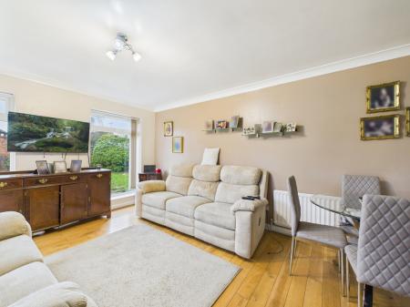 CAM04018G0-PR0415-ST