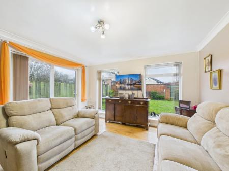 CAM04018G0-PR0415-ST