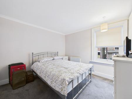 CAM04018G0-PR0422-ST