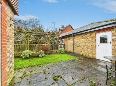 CAM04018G0-PR0425-ST