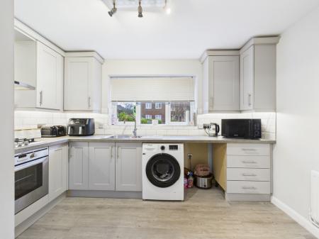 CAM04018G0-PR0424-ST