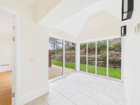 CAM04018G0-PR0429-ST