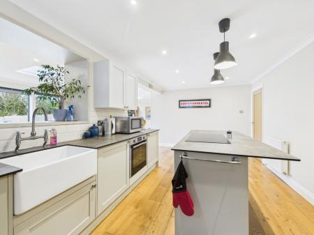 CAM04018G0-PR0426-ST