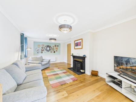 CAM04018G0-PR0426-ST