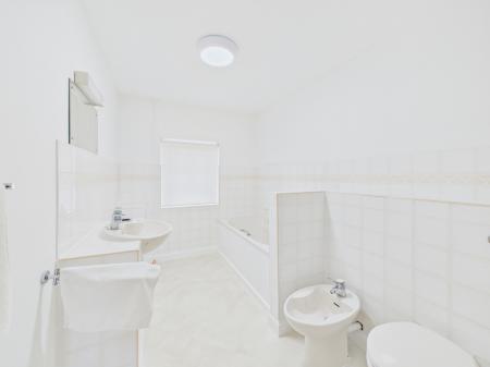 CAM04018G0-PR0427-ST