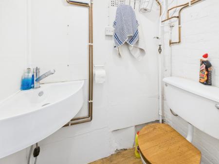 CAM04018G0-PR0413-ST