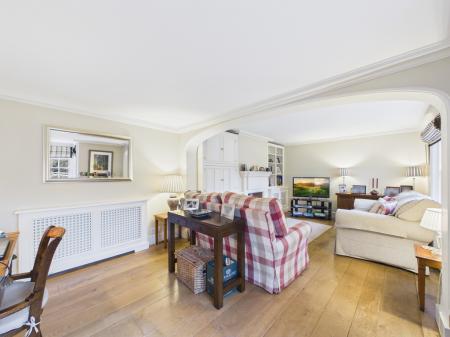 CAM04018G0-PR0443-ST