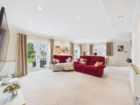 CAM04018G0-PR0440-ST