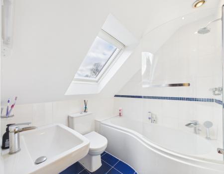 CAM04018G0-PR0440-ST