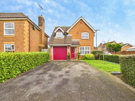 c4864e6e-CAM04018G0-