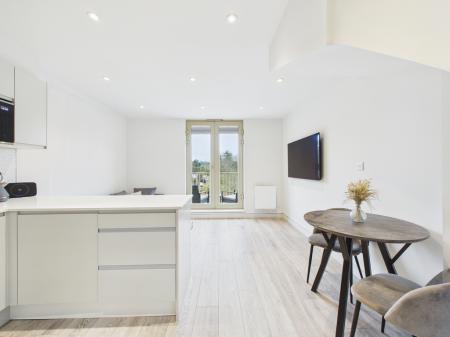 CAM04018G0-PR0445-ST