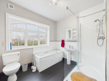 CAM04018G0-PR0442-ST