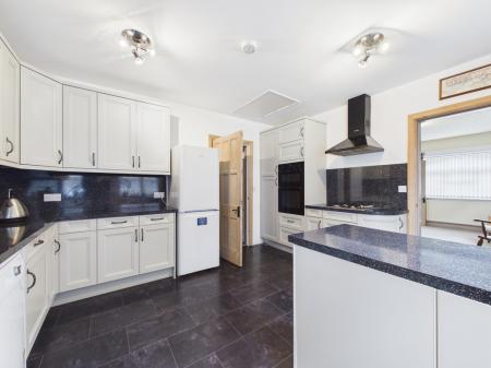 CAM04018G0-PR0442-ST