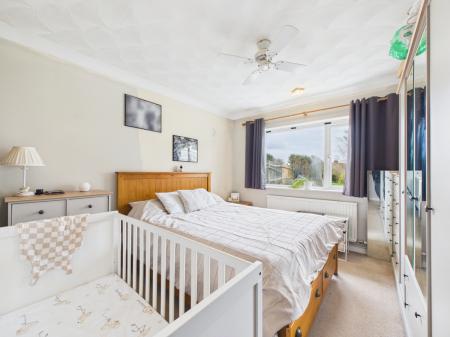 CAM04018G0-PR0452-ST