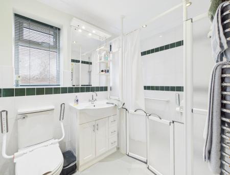 CAM04018G0-PR0451-ST