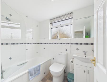 CAM04018G0-PR0451-ST