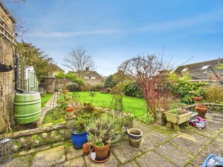 4cd8e6ed-CAM04018G0-