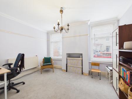 CAM04018G0-PR0444-ST